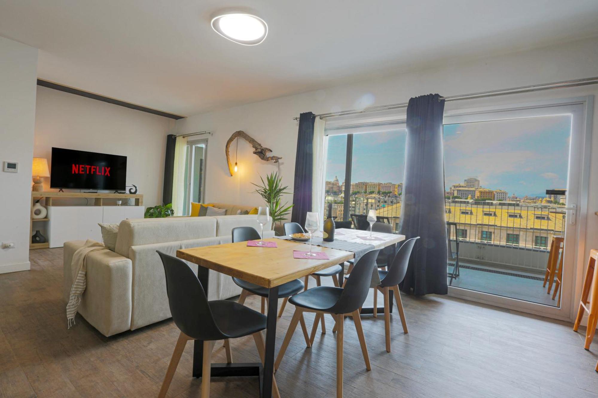 Attico Luxury Con Parcheggio E Terrazza Vista Mozzafiato Lägenhet Genua Rum bild